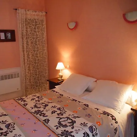 Emma Calve מלון 2*