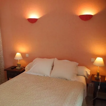 Emma Calve Hotel