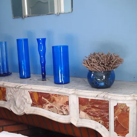 Emma Calve מלון 2*