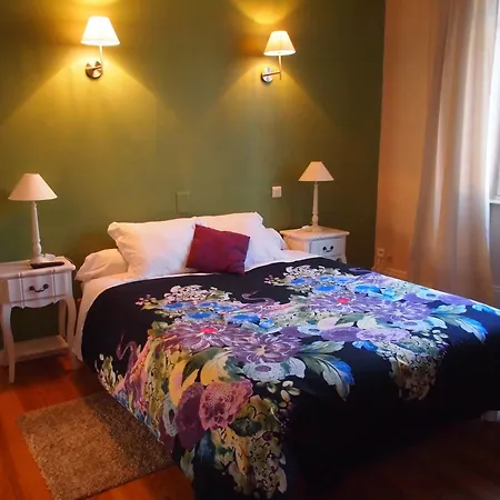 Ξενοδοχείο Emma Calve 2*