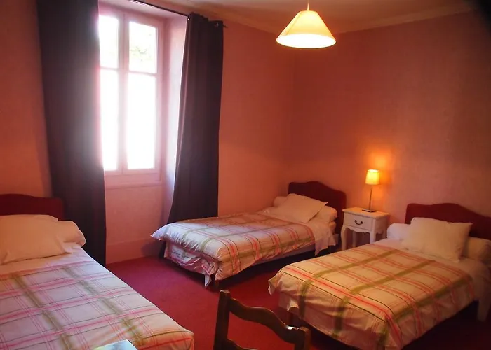 Отель Emma Calve Мийо