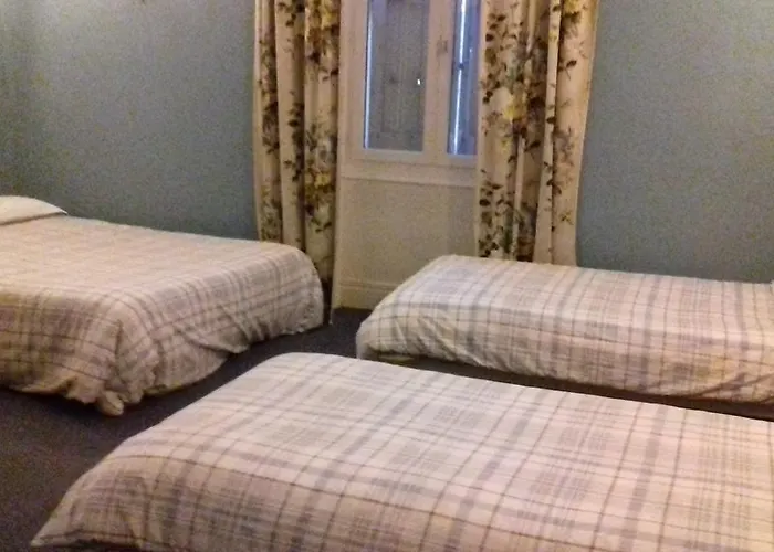 Emma Calve Отель Мийо