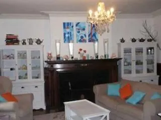 Отель Emma Calve 2*