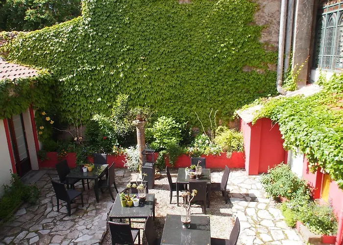 Emma Calve Отель 2*